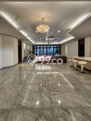 Disewakan Rumah Strategis LT 500m2 / LB 800m2 di Pondok Indah, Jakarta Selatan Disewakan Rumah Strategis LT 500m2 / LB 800m2 di Pondok Indah, Jakarta Selatan