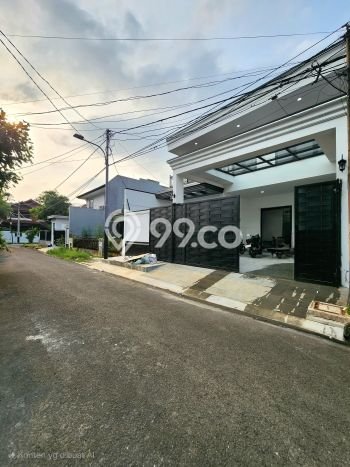 For Sale! Luxury House LT 200m2 Desain Elegan di Pondok Indah For Sale! Luxury House LT 200m2 Desain Elegan di Pondok Indah