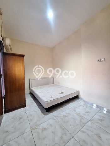 Rumah Luxury Modern Tanpa Renovasi di Cirendeu Jakarta Selatan Rumah Luxury Modern Tanpa Renovasi di Cirendeu Jakarta Selatan