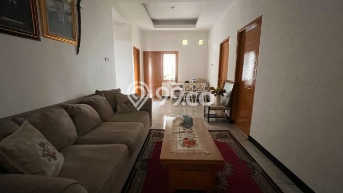 Rumah Luxury Modern Tanpa Renovasi di Graha Raya Tangerang Selatan Rumah Luxury Modern Tanpa Renovasi di Graha Raya Tangerang Selatan