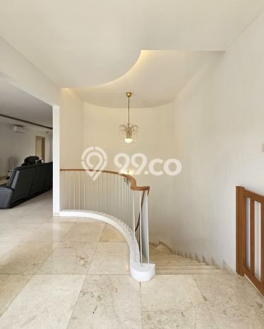 Dijual Rumah Mewah Elegan Dengan View Cantik di Bintaro, Tangerang Selatan Dijual Rumah Mewah Elegan Dengan View Cantik di Bintaro, Tangerang Selatan