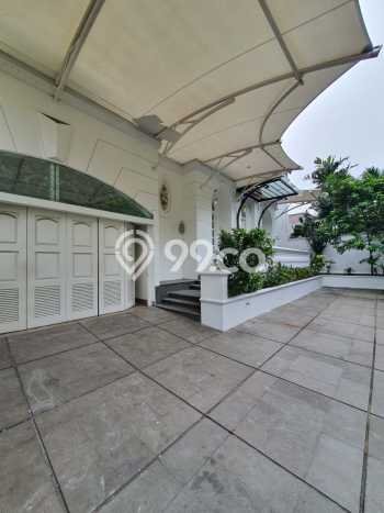 Rumah Lokasi Strategis area Pondok Indah, Jakarta Selatan, LT 590m² Bangunan 800m² Rumah Lokasi Strategis area Pondok Indah, Jakarta Selatan, LT 590m² Bangunan 800m²