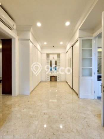 Rumah Luxury Modern Tanpa Renovasi di Kemang Jakarta Selatan Rumah Luxury Modern Tanpa Renovasi di Kemang Jakarta Selatan