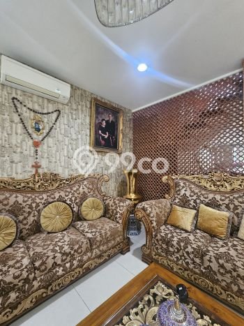 Rumah 4 KT 4 KM di Lokasi Strategis Pondok Indah, Jakarta Selatan Rumah 4 KT 4 KM di Lokasi Strategis Pondok Indah, Jakarta Selatan