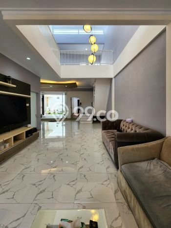 Siap Huni Rumah Mewah 4 Kamar di Jagakarsa Dekat ke Mana Pun Siap Huni Rumah Mewah 4 Kamar di Jagakarsa Dekat ke Mana Pun