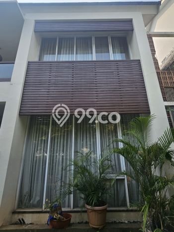 Rumah 4 KT 4 KM di Lokasi Strategis Pondok Indah, Jakarta Selatan Rumah 4 KT 4 KM di Lokasi Strategis Pondok Indah, Jakarta Selatan