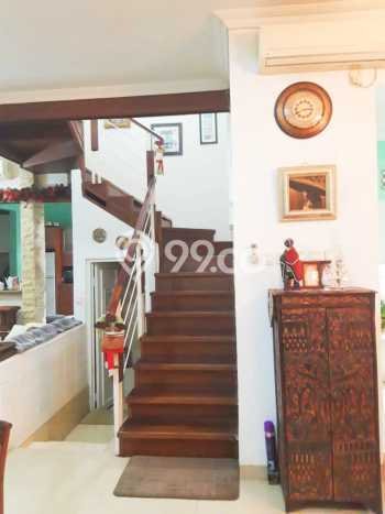 Ready to Use! Premium House LT 202m2 Desain Elegan di Bintaro Ready to Use! Premium House LT 202m2 Desain Elegan di Bintaro
