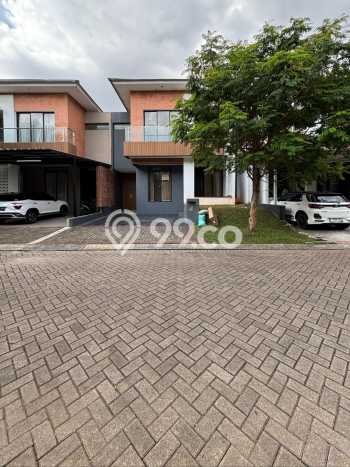 Rumah Mewah LB 161m2 Siap Pakai Desain Elegan di Bintaro, Tangerang Selatan Rumah Mewah LB 161m2 Siap Pakai Desain Elegan di Bintaro, Tangerang Selatan