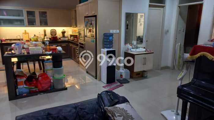 Lokasi terbaik! Rumah siap pakai dikontrakkan di Kelapa Gading LB 360m2 Lokasi terbaik! Rumah siap pakai dikontrakkan di Kelapa Gading LB 360m2
