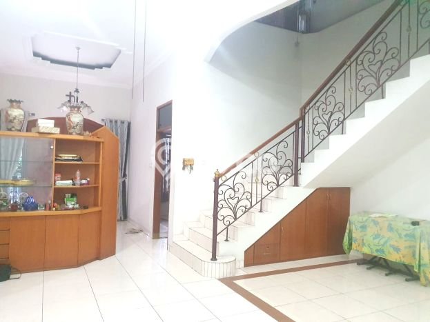 Siap Huni Rumah Mewah 4 Kamar di Kelapa Gading Dekat ke Mana Pun Siap Huni Rumah Mewah 4 Kamar di Kelapa Gading Dekat ke Mana Pun