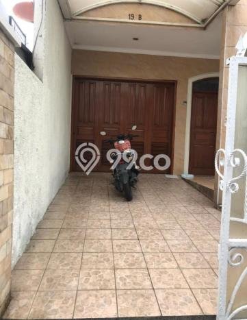 Lokasi strategis! Rumah siap pakai disewakan di Kelapa Gading LB 180m2 Lokasi strategis! Rumah siap pakai disewakan di Kelapa Gading LB 180m2