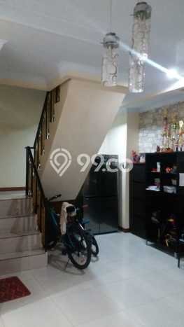 Rumah 2 lantai, rapih,siap huni, Petojo Rumah 2 lantai, rapih,siap huni, Petojo