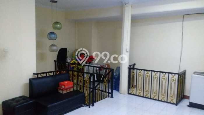 Rumah 2 lantai, rapih,siap huni, Petojo Rumah 2 lantai, rapih,siap huni, Petojo
