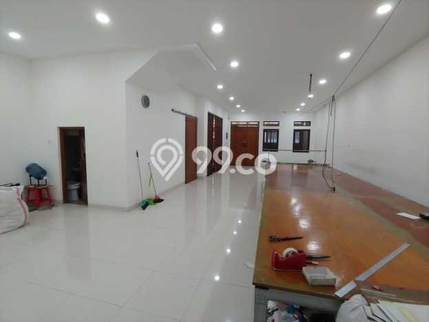 Rumah Mewah LB 442m2 Siap Pakai Desain Elegan di Petojo, Jakarta Pusat Rumah Mewah LB 442m2 Siap Pakai Desain Elegan di Petojo, Jakarta Pusat