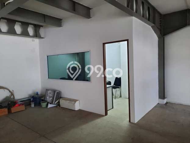 Unit Komersial Disewakan di Jakarta Barat Area Strategis Harga Kompetitif Unit Komersial Disewakan di Jakarta Barat Area Strategis Harga Kompetitif