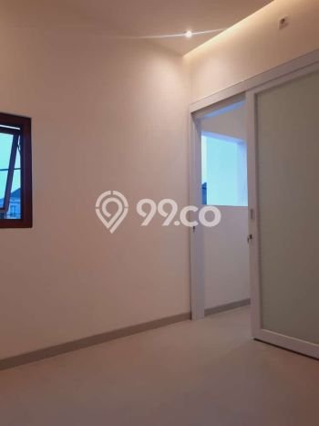 Rumah Strategis Modern Lb 95m2 di Kelapa Gading, Jakarta Utara Rumah Strategis Modern Lb 95m2 di Kelapa Gading, Jakarta Utara