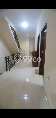 Rumah Bagus 2,5 lantai di Pademangan, akses mobil. Rumah Bagus 2,5 lantai di Pademangan, akses mobil.