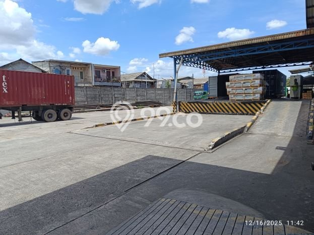 Gudang Disewakan di Area Ramai Cakung, Jakarta Timur Gudang Disewakan di Area Ramai Cakung, Jakarta Timur