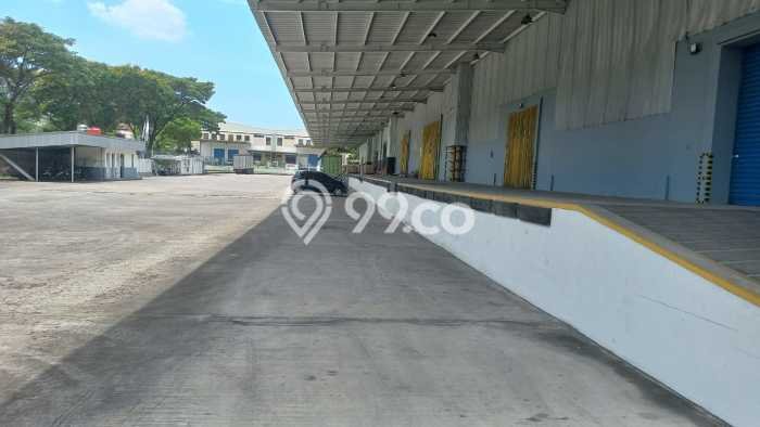 Unit Gudang Paling Strategis di Lippo Cikarang Cikarang dengan LB 5795m2 Unit Gudang Paling Strategis di Lippo Cikarang Cikarang dengan LB 5795m2