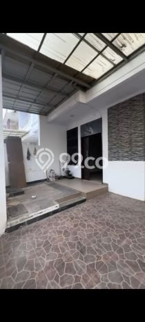 Rumah Terawat 4 KT 3 KM di Sunter, Jakarta Utara Rumah Terawat 4 KT 3 KM di Sunter, Jakarta Utara