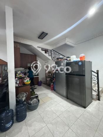 Rumah Modern 4 KT di Sunter Jakarta Utara Semi Furnished Rumah Modern 4 KT di Sunter Jakarta Utara Semi Furnished