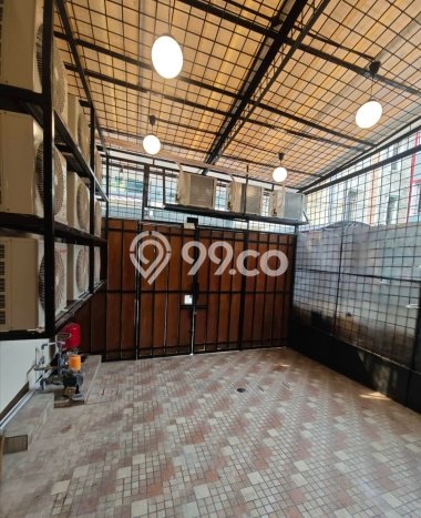 Peluang Investasi! Kost Dijual di Tambora, Jakarta Barat, 20 KT, 20 KM, Luas 310m2 Peluang Investasi! Kost Dijual di Tambora, Jakarta Barat, 20 KT, 20 KM, Luas 310m2