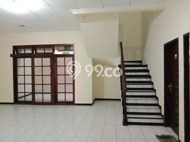 Rumah Cantik Siap Pakai Di Kelapa Gading Luas 250m2 Aman Rumah Cantik Siap Pakai Di Kelapa Gading Luas 250m2 Aman