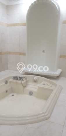 Rumah area Sunter, 4 KM, Area Strategis, Luas 300m² Bangunan 400m² Rumah area Sunter, 4 KM, Area Strategis, Luas 300m² Bangunan 400m²