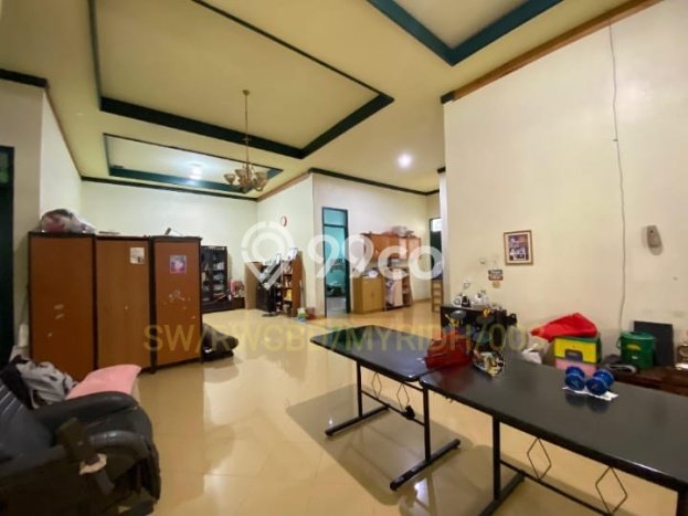 Hunian Elit LB 1000m2 Siap Pakai Desain Elegan di Manyar, Surabaya Hunian Elit LB 1000m2 Siap Pakai Desain Elegan di Manyar, Surabaya