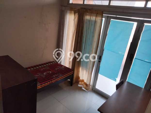 Rumah Kost untuk Dijual di Jatinangor Punya 10 Kamar Rumah Kost untuk Dijual di Jatinangor Punya 10 Kamar