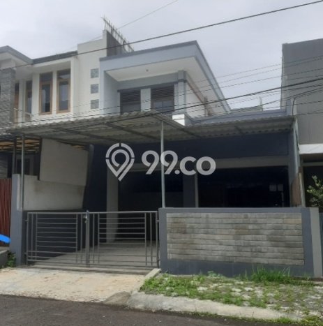 Rumah Luxury Modern Tanpa Renovasi di Moch Toha Bandung Rumah Luxury Modern Tanpa Renovasi di Moch Toha Bandung