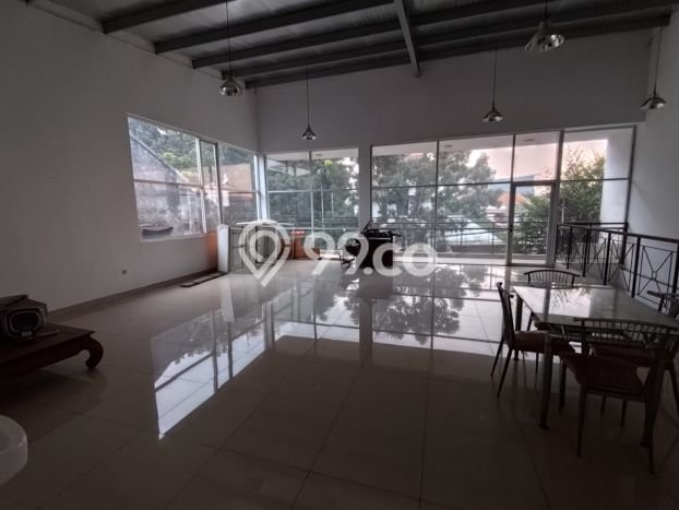 Unit Ruko Dijual di Astanaanyar Bandung Luas Tanah 180m2, Luas Bangunan 300m2 Unit Ruko Dijual di Astanaanyar Bandung Luas Tanah 180m2, Luas Bangunan 300m2