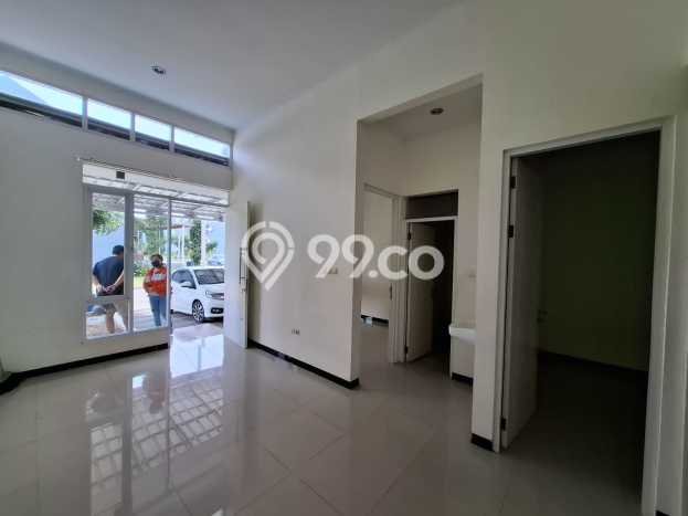 KESEMPATAN TERBAIK! Rumah area Taman Kopo Indah, 3 KT, Siap Huni, LT 102m² LB 75m² KESEMPATAN TERBAIK! Rumah area Taman Kopo Indah, 3 KT, Siap Huni, LT 102m² LB 75m²