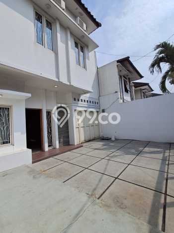 Kesempatan Memiliki Rumah LT 225m² di Lokasi Strategis, Bandung Kesempatan Memiliki Rumah LT 225m² di Lokasi Strategis, Bandung