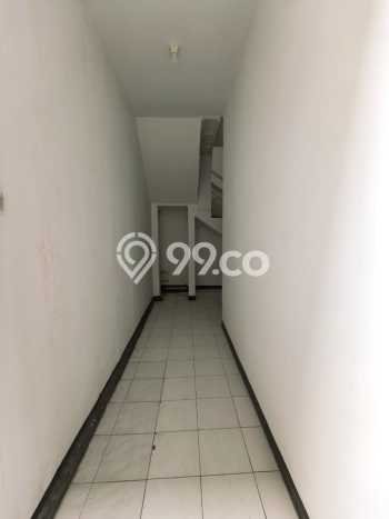 Rumah Luxury Modern Tanpa Renovasi di Moch Toha Bandung Rumah Luxury Modern Tanpa Renovasi di Moch Toha Bandung