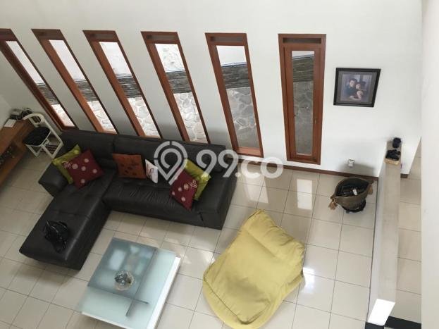 Ready to Use! Premium House LT 396m2 Desain Elegan di Sarijadi Ready to Use! Premium House LT 396m2 Desain Elegan di Sarijadi