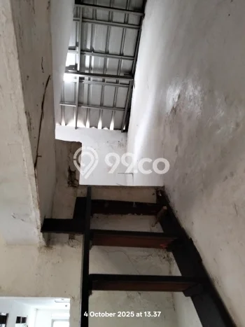 Disewakan Segera Rumah Kondisi Baik di Area Lengkong, Bandung Disewakan Segera Rumah Kondisi Baik di Area Lengkong, Bandung