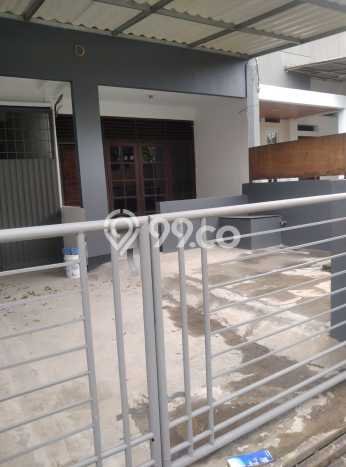 Rumah Luxury Modern Tanpa Renovasi di Moch Toha Bandung Rumah Luxury Modern Tanpa Renovasi di Moch Toha Bandung