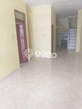 NEW LISTING! Rumah di Taman Kopo Indah, Siap Huni, 1 KM, Dekat Taman Kopo Indah, Bandung, Bandung, Luas 90m² LB 100m² NEW LISTING! Rumah di Taman Kopo Indah, Siap Huni, 1 KM, Dekat Taman Kopo Indah, Bandung, Bandung, Luas 90m² LB 100m²
