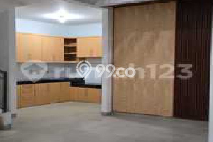 Rumah Strategis Modern Lb 160m2 di Batununggal, Bandung Rumah Strategis Modern Lb 160m2 di Batununggal, Bandung