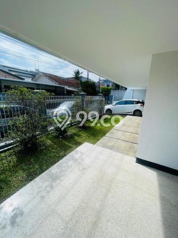 Lokasi strategis! Rumah siap pakai dikontrakkan di Babakan Ciparay LB 200m2 Lokasi strategis! Rumah siap pakai dikontrakkan di Babakan Ciparay LB 200m2