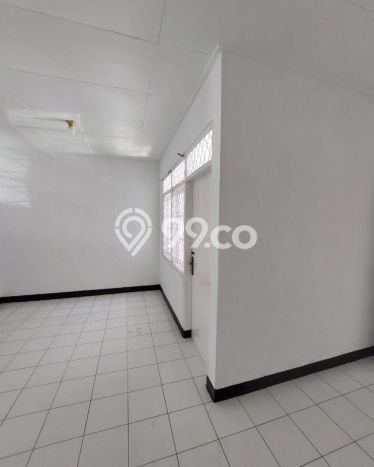 Rumah di Arcamanik, 2 KT, Dekat Fasilitas Umum, LT 144m² LB 120m² Rumah di Arcamanik, 2 KT, Dekat Fasilitas Umum, LT 144m² LB 120m²