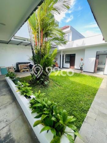 Lokasi strategis! Rumah siap pakai dikontrakkan di Babakan Ciparay LB 200m2 Lokasi strategis! Rumah siap pakai dikontrakkan di Babakan Ciparay LB 200m2