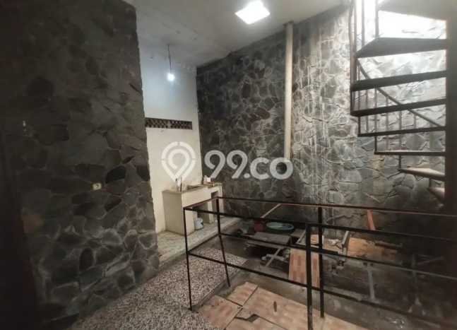 Dijual Cepat Rumah Favorit Siap Huni LB 280m2 di Arcamanik, Bandung Dijual Cepat Rumah Favorit Siap Huni LB 280m2 di Arcamanik, Bandung