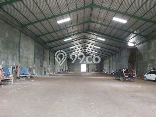 Area Ramai! Gudang Dijual di Benowo untuk Bisnis Luas Bangunan 1800m2 Area Ramai! Gudang Dijual di Benowo untuk Bisnis Luas Bangunan 1800m2