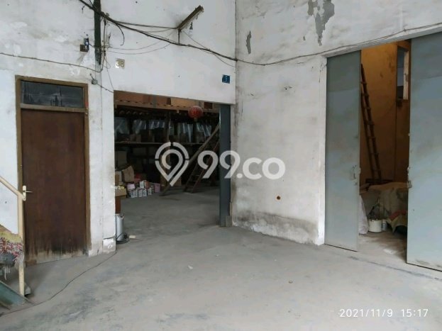 LOKASI STRATEGIS! Gudang Kawasan Tambaksari, Luas 340m2m², Area Komersial LOKASI STRATEGIS! Gudang Kawasan Tambaksari, Luas 340m2m², Area Komersial
