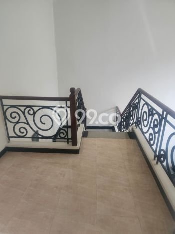 Dijual Rumah Elit Exclusive di Dukuh Pakis, Surabaya Dijual Rumah Elit Exclusive di Dukuh Pakis, Surabaya
