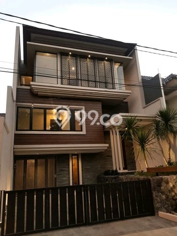 For Sale Rumah Elit Exclusive di Sukolilo, Surabaya For Sale Rumah Elit Exclusive di Sukolilo, Surabaya