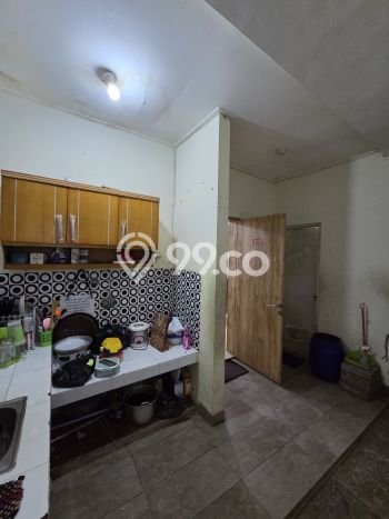 LOKASI STRATEGIS! Ruko For Rent di , Luas 150m2m², Kawasan Komersial LOKASI STRATEGIS! Ruko For Rent di , Luas 150m2m², Kawasan Komersial