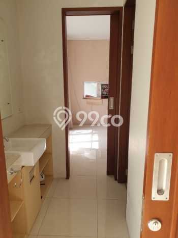 Hunian Elit LB 274m2 Siap Huni Desain Elegan di Bintaro, Tangerang Selatan Hunian Elit LB 274m2 Siap Huni Desain Elegan di Bintaro, Tangerang Selatan